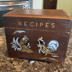 Vintage antique mid century Brown Recipe Box with Rooster Design